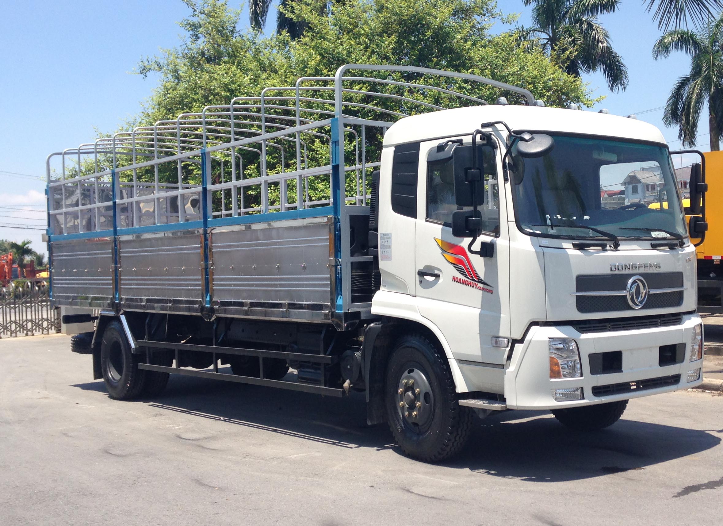 Tải thùng B190 - 9,15 Tấn