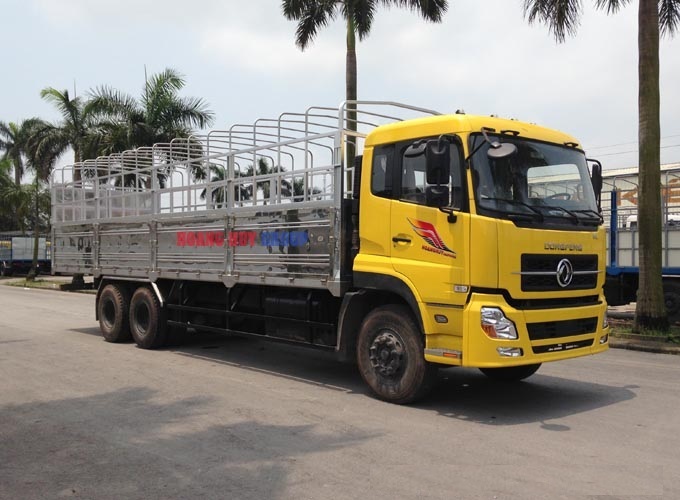 Xe Tải thùng 3 chân - Động cơ C260 (2)
